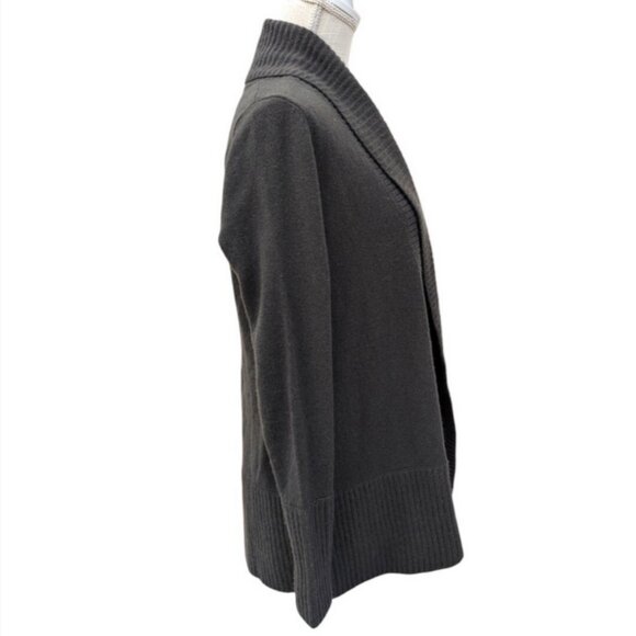 C by Bloomingdales 2PLY 100% Cashmere Cardigan Sweater Grey Ribbed Knit Trim XS - Picture 3 of 6